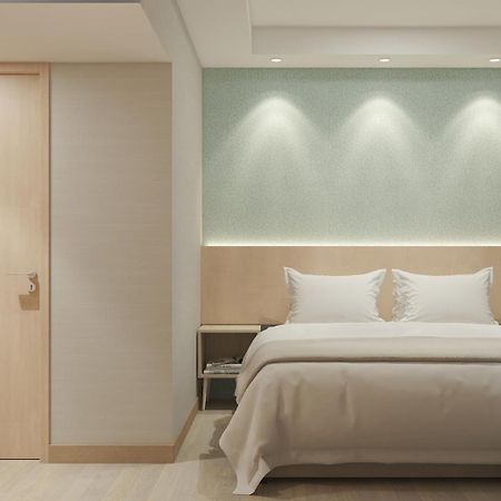 Eightin Hotel Sudirman Jakarta Luaran gambar